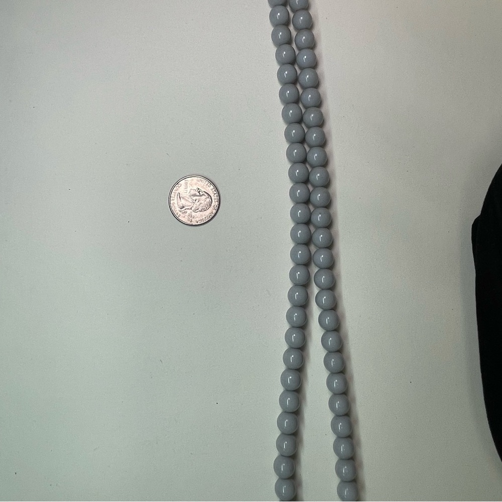 Vintage 1980s Gray Beaded Necklace - Picture 4 of 6